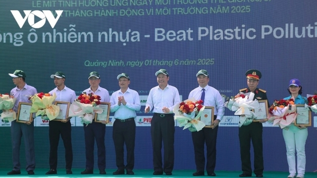 Vietnam takes action against plastic pollution