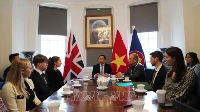 Ample room remains for Vietnam-UK trade, technology cooperation