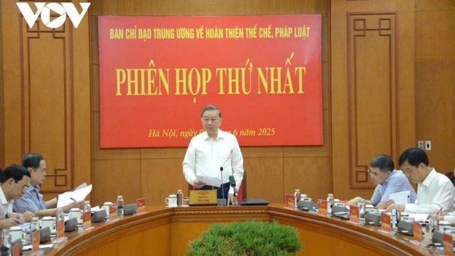 Xử lý nghiêm tổ chức đảng, đảng viên cục bộ trong xây dựng thể chế, pháp luật