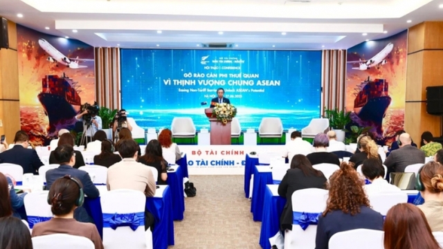 Non-tariff barriers still hinder Vietnamese goods from entering ASEAN