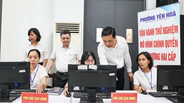 Hà Nội công bố bộ máy mới của 126 xã, phường vào sáng 30/6