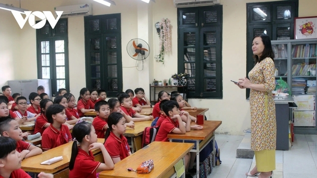 Thủ tướng yêu cầu bảo đảm điều kiện dạy học 2 buổi/ngày từ năm học 2025-2026