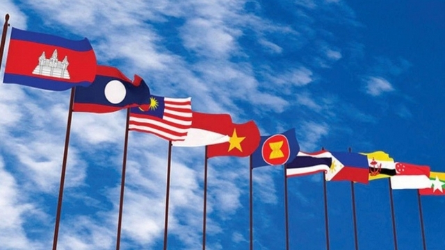 Vietnam marks 30 years in ASEAN with growing international recognition