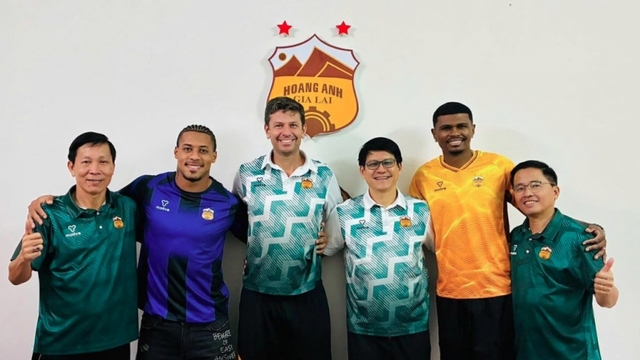 HAGL sign Brazilian coach and two foreign players ahead of new V.League season