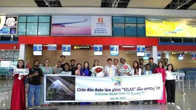 Bollywood film crew begins shoot in Vietnam’s Son Doong Cave