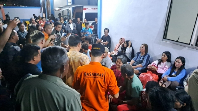 Vụ cháy tàu Indonesia: 568 người được cứu an toàn