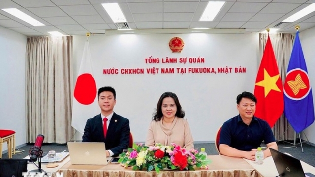 Training course opens for overseas Vietnamese language teachers