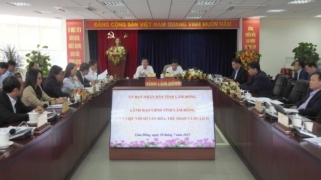 Đề xuất mức hỗ trợ cán bộ đến Lâm Đồng công tác