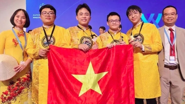 All Vietnamese students win golds at Int'l Chemistry Olympiad 2025