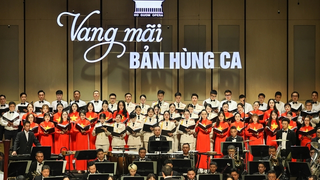 “Vang mãi bản hùng ca”: Dấu ấn 80 năm Công an nhân dân Việt Nam