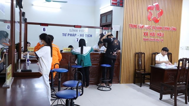 Chủ động sắp xếp nhân sự, Hải Hậu (Ninh Bình) vận hành trơn tru sau sáp nhập