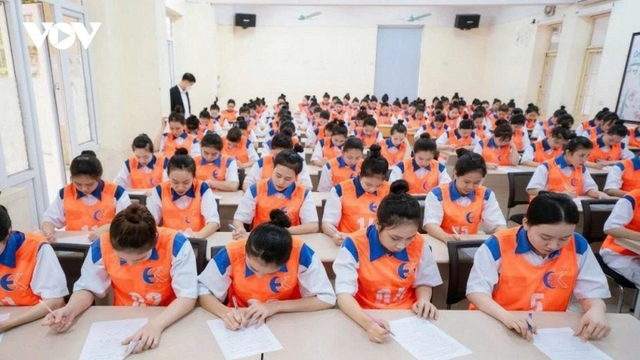 Over 85,000 workers sent abroad over seven-month period