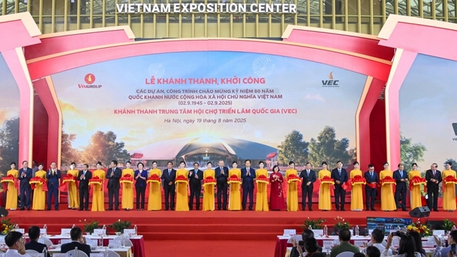 Vingroup là doanh nghiệp tư nhân đóng góp lớn nhất cho ngân sách Nhà nước