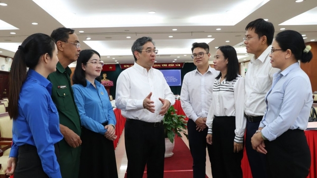 TP.HCM cần chương trình đột phá về nhân lực chất lượng cao và nông thôn mới