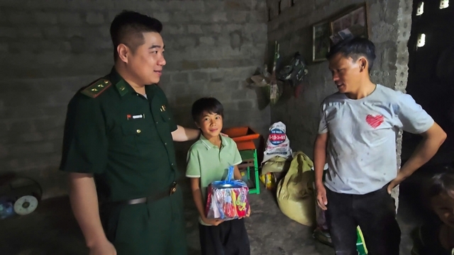 Bộ đội Biên phòng phát huy vai trò “điểm tựa” của nhân dân vùng biên giới Lào Cai