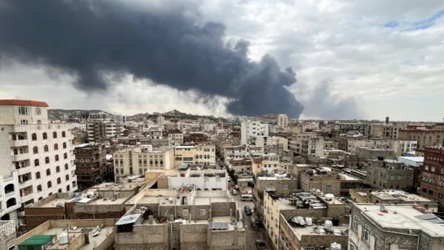 Israel không kích thủ đô Yemen