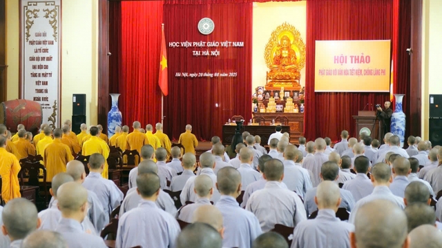 Mùa Vu Lan 2025: Phật giáo kêu gọi sống giản dị, hạn chế phô trương