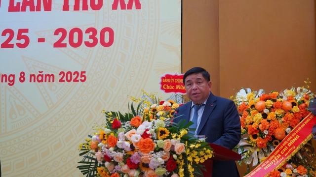 Phó Thủ tướng dự Đại hội Đảng bộ Viện Hàn lâm Khoa học xã hội Việt Nam