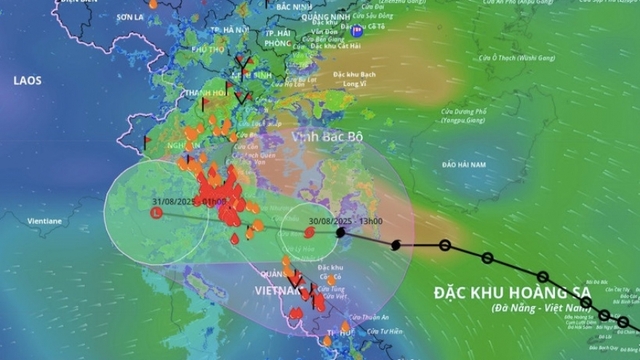 PM asks central coastal localities to brace for Typhoon Nongfa