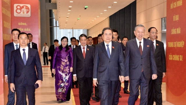 Tổng Bí thư Tô Lâm gặp mặt các thế hệ Đại biểu Quốc hội qua các thời kỳ