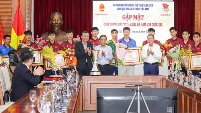 U23 Việt Nam vinh dự nhận Bằng khen của Thủ tướng