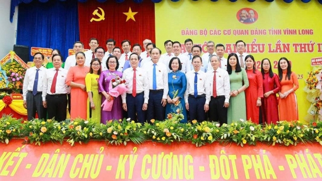 Ông Lâm Minh Đằng giữ chức Bí thư Đảng ủy các cơ quan Đảng tỉnh Vĩnh Long