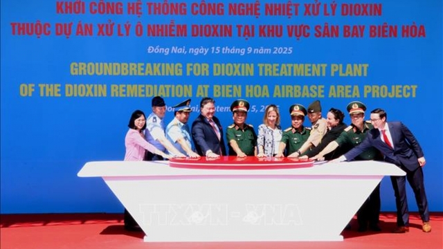 Vietnam, US step up efforts on dioxin cleanup and support for people with disabilities