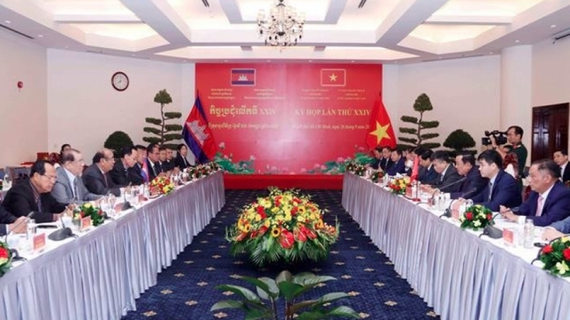 Vietnam, Cambodia strengthen coordination in repatriation of remains for volunteer