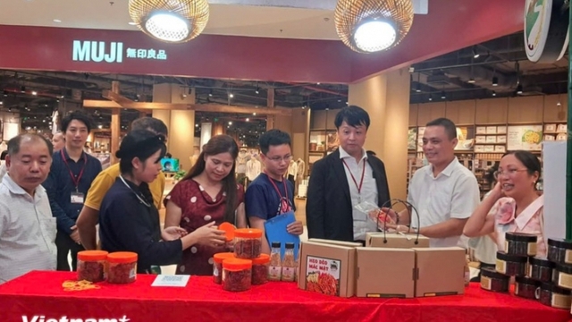 Over 1,000 agricultural and OCOP specialty products on show at 2025 fair