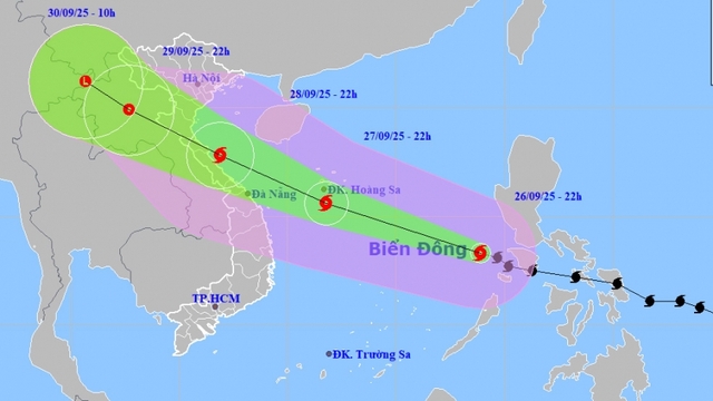 Bão số 10 cách quần đảo Hoàng Sa khoảng 800 km