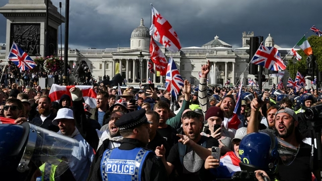 Phía sau cuộc biểu tình cực hữu lớn làm rung chuyển London, Anh