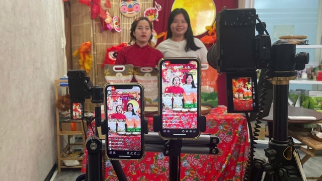 MoIT lifts e-commerce growth forecast to 25.5%