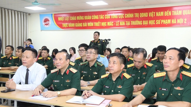 Nâng cao chất lượng giảng dạy KHXH&NV gắn với sự nghiệp xây dựng và bảo vệ Tổ quốc