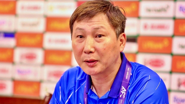 Giá vé xem ĐT Việt Nam so tài với ĐT Lào rẻ bất ngờ