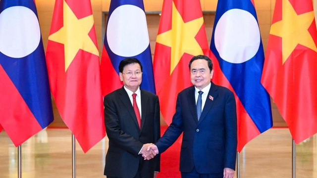 Chủ tịch Quốc hội Trần Thanh Mẫn hội kiến Tổng Bí thư, Chủ tịch nước Lào