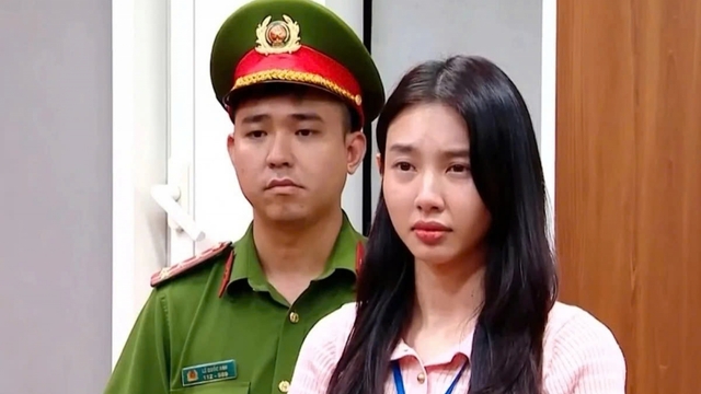 Hoa hậu Thuỳ Tiên ký hợp đồng quảng cáo với Chị em rọt để tránh trách nhiệm, giữ hình ảnh