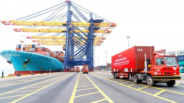 Vietnam pushes for sustainable export growth in final stretch of 2025