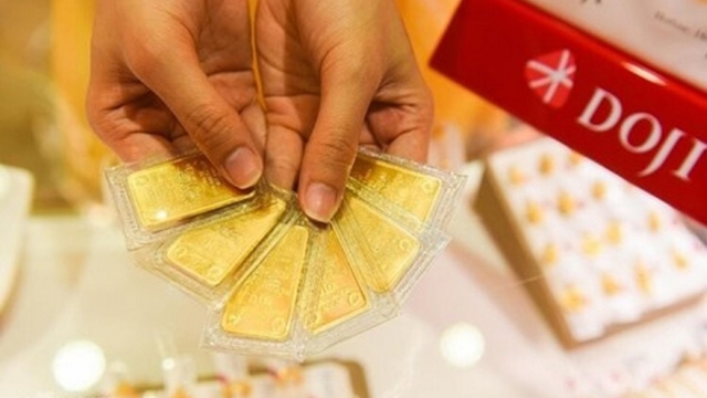 Giá vàng hôm nay 1/11: Giá vàng trong nước đồng loạt giảm
