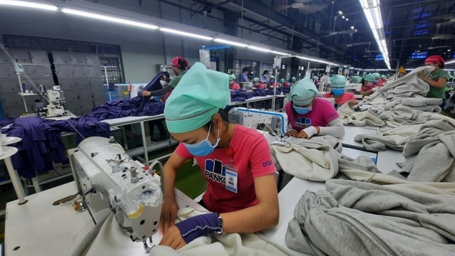 Lương tối thiểu vẫn chưa đủ để người lao động sống được ở mức tối thiểu?