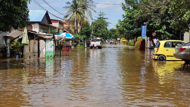 Lũ lụt lan rộng ra 11 tỉnh, Campuchia ra cảnh báo với người dân