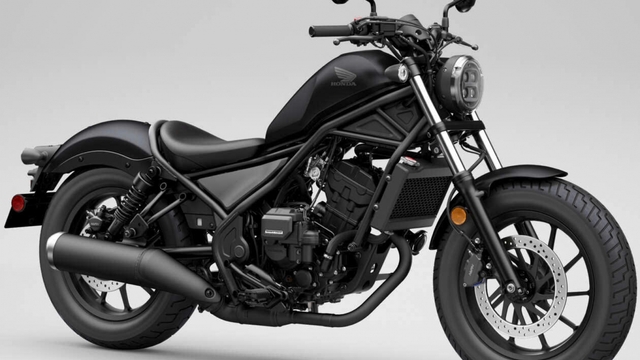 Honda Rebel 300 2026 ra mắt với công nghệ E-Clutch, sang số không cần bóp côn