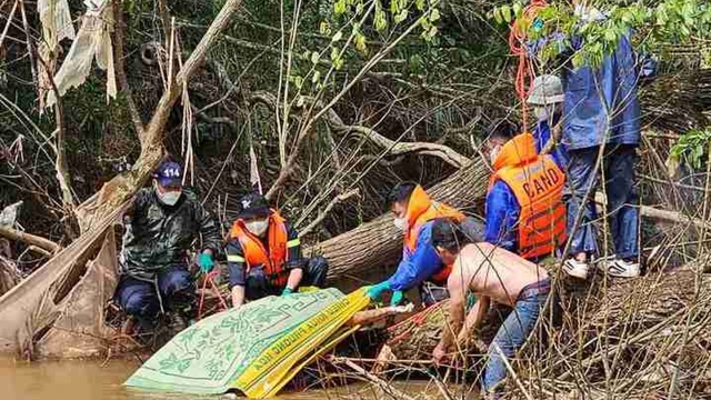 Tìm thấy thi thể người phụ nữ rơi xuống thác Voi ở Lâm Đồng