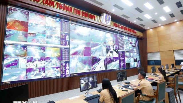 Hanoi to operate AI cameras at all intersections to improve traffic safety