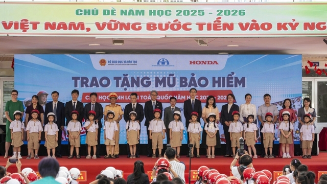 "Đội mũ xinh bảo vệ chúng mình", Honda Việt Nam lan tỏa văn hóa ATGT học đường