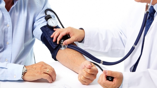 Người huyết áp cao có nên sử dụng thuốc hỗ trợ tăng cường sinh lý?