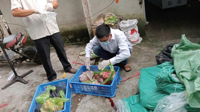 Hưng Yên khởi tố 2 đối tượng mua lợn bệnh, lợn chết về trà trộn với thịt lợn sạch
