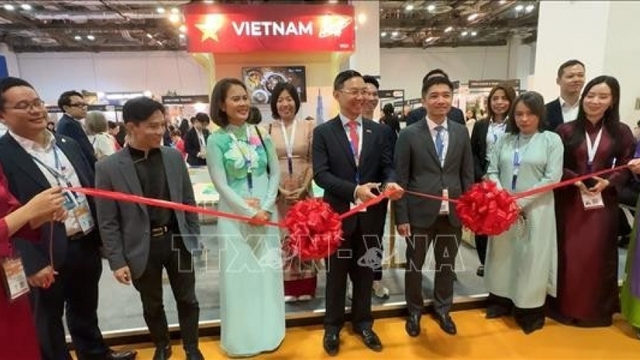 Vietnam promotes tourism at ITB Asia 2025 in Singapore