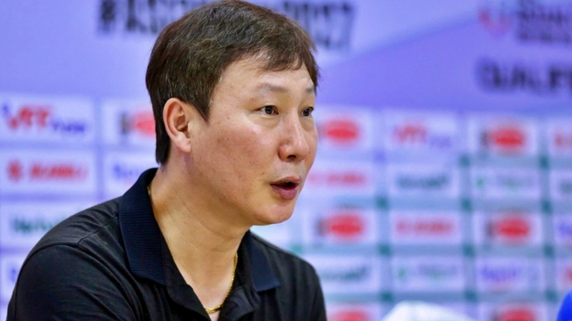 HLV Kim Sang Sik thẳng thắn chỉ ra điểm yếu của ĐT Việt Nam