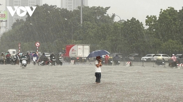 Hà Nội khuyến khích các cơ quan, tổ chức bố trí làm việc trực tuyến vào thứ Hai (6/10)