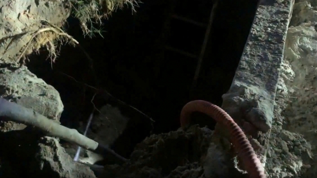 Đất sạt lở vùi lấp một công nhân tại công trình Bệnh viện 1.500 giường ở TP.HCM